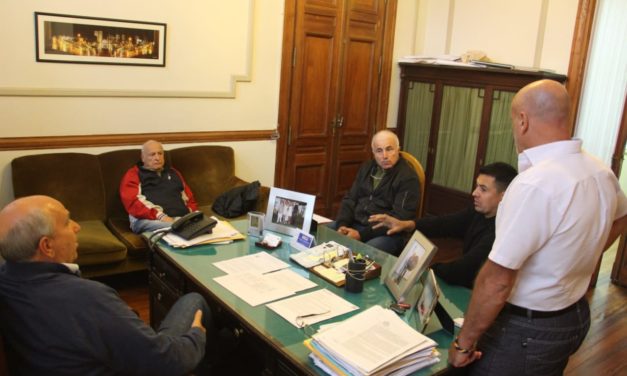 MUNICIPALES de TRES ARROYOS (B. A.)