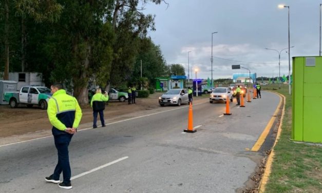 Municipales de Pinamar en alerta: cobrarían recién el 22 de abril