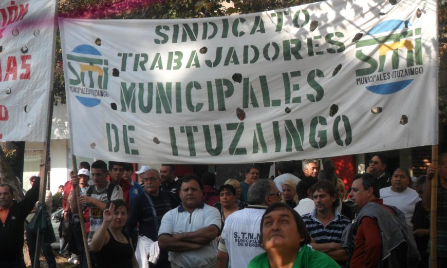 Municipales de Ituzaingó denuncian que están «por debajo de la línea de pobreza”