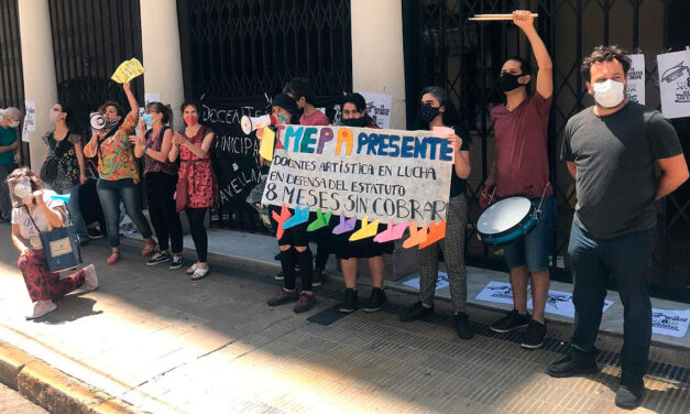 DOCENTES MUNICIPALES de AVELLANEDA (B.A.) – STMA –