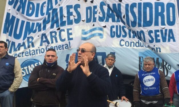 Trabajadores municipales de San Isidro acordaron un bono de $7500