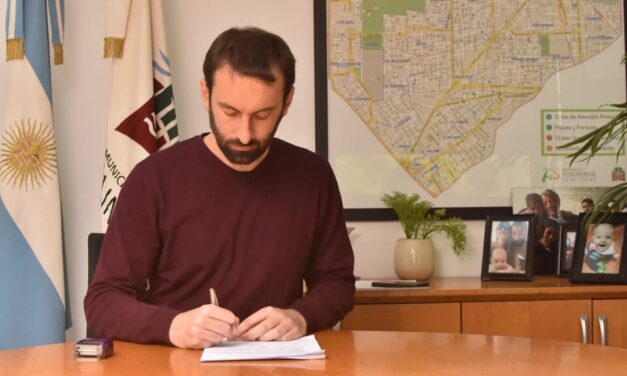 Se anunció un aumento del 10% para trabajadores municipales, un bono de 5 mil pesos y el retorno a la presencialidad
