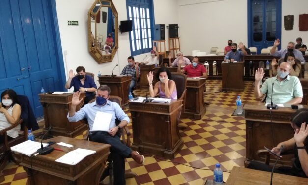 Se aprobó por unanimidad la cesión de terrenos a Caritas y Fe.Si.Mu.Bo.