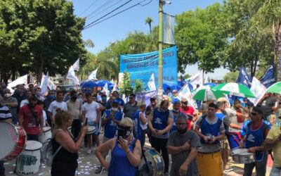 Municipales piden la reapertura de la paritaria en Campana