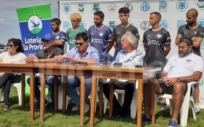 Municipales presentó a “Fatiga” Russo y su nueva indumentaria