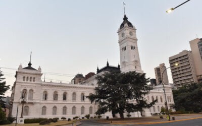 Denuncian a Garro por «prácticas antisindicales»: no convocó a un gremio a la paritaria de municipales