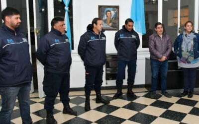 EN SAN VICENTE RECONOCIERON A MUNICIPALES QUE ATENDIERON UN PARTO