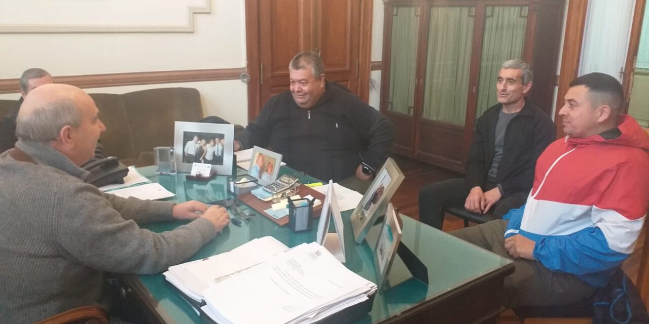 Aumento del 12,5 por ciento para empleados municipales