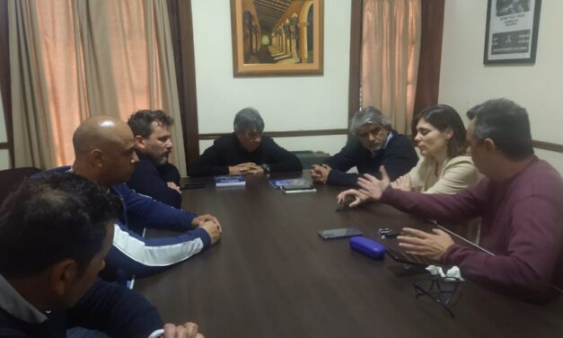 Correa se reunió con la Fesimubo y ratificó que convocará al Consejo Provincial del Empleo Municipal