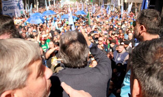 Video. Una multitudinaria marcha de los municipales en CABA generó reacción en Provincia
