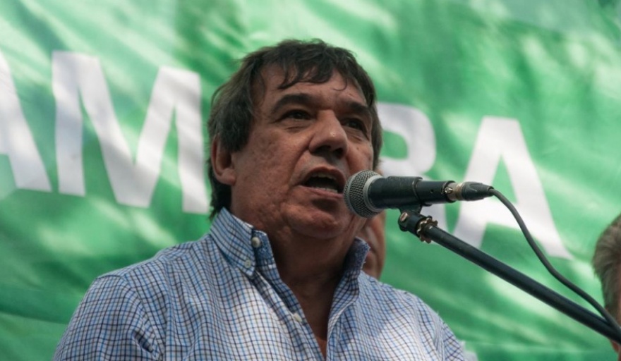 García: «Las paritarias se cumplen a medias porque la mayoría de los intendentes no muestran los papeles”