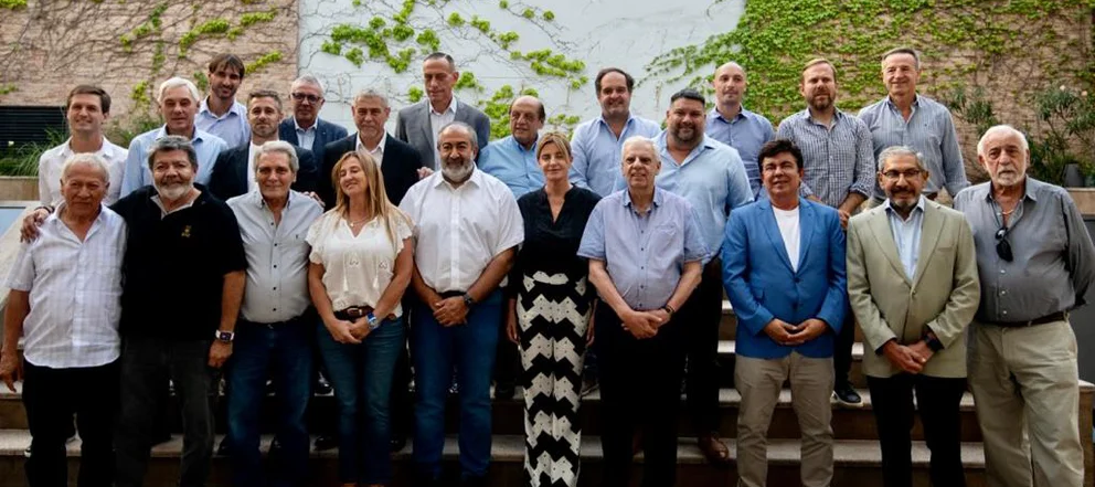 Tras la reunión con la CGT, los intendentes peronistas avanzan con una cumbre para lanzar su propio espacio