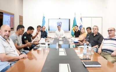 Anuncian bono de fin de año de $50 mil para los trabajadores municipales