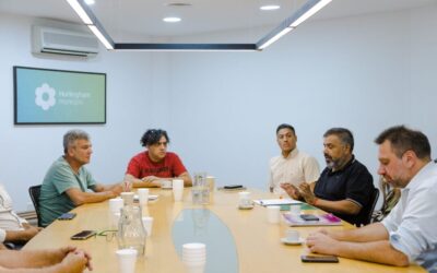 Zabaleta encabezó una reunión de trabajo con los gremios municipales de Hurlingham
