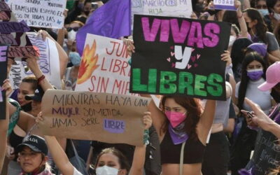 Paro y marcha por el centro de Mar del Plata con motivo del Día de la Mujer