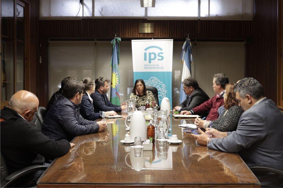 Primer encuentro con sindicatos municipales bonaerenses