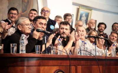 El «Cholo» García traspasó a Hernán Doval el mando de la Confederación de Trabajadores Municipales
