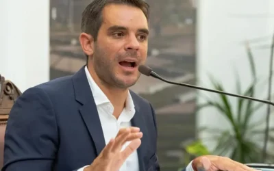 San Nicolás: Denuncian persecución política del Intendente hacia el líder de los municipales