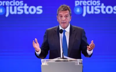Massa dejó abierta la chance de una suma fija: expectativa en los distintos espacios sindicales