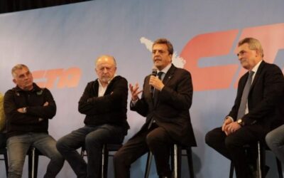 Los gremios K presionan por una suma fija generalizada, pero la CGT pide acotarla a los sueldos más bajos