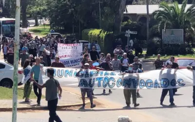 Municipales de Pinamar en paro: se amplían las denuncias contra Yeza