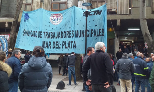 Trabajadores municipales anunciaron un paro por 48 horas