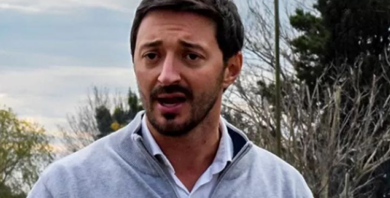 Yeza no logra encauzar el conflicto municipal y desde los gremios lo tildaron de «nefasto»