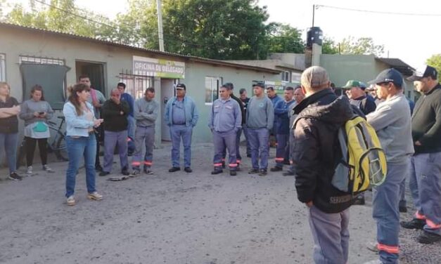 Municipales de Mercedes se reúnen en asamblea para discutir demandas laborales