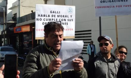 “Son malos recaudadores o muy coimeros”: municipales de Olavarría explotaron contra Galli por irse de vacaciones en una situación “crítica”