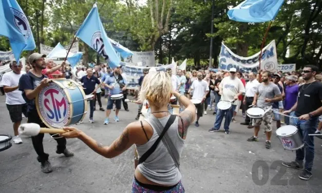 Los municipales en “estado de alerta” ante la falta de confirmación del pago de haberes