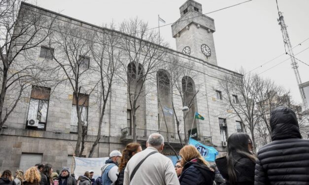 Los municipales adhieren al paro del 24: dejarán de trabajar al mediodía
