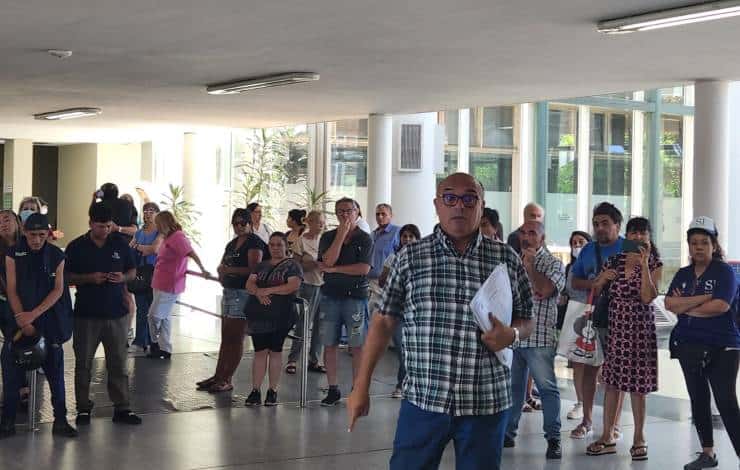 Municipales de San Isidro paralizarán tareas en el hospital Central