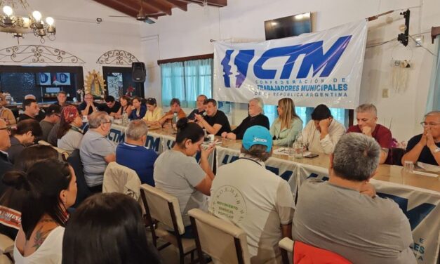 En la base de la pirámide salarial, los municipales padecen la motosierra: «El ajuste lo van a sufrir todos los trabajadores, y los estatales más, pero los municipales venimos corriendo muy de abajo»