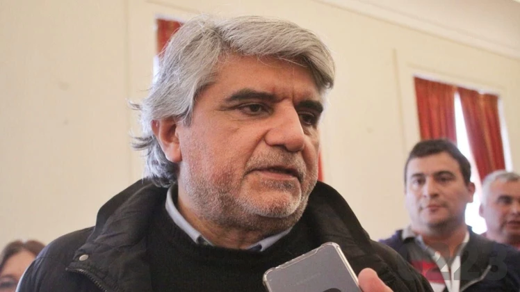 Correa apuntó contra Montenegro por los paros municipales: «Su proyecto es anticonstitucional»