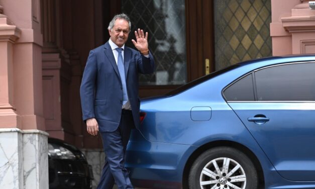 Scioli echa a más de 50 trabajadores de Deportes y se defiende de las críticas: «Es mi manera de concebir la vida»