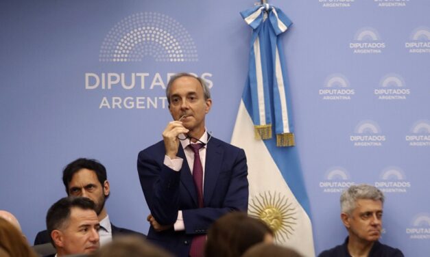 La Universidad del Comahue advierte que está al borde de la cesación de pagos por el ajuste de Nación