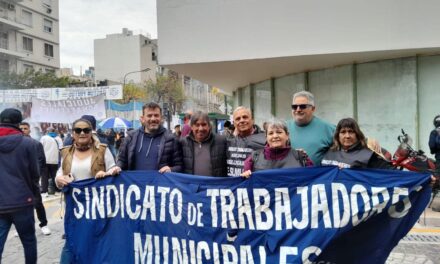 Capital Federal – Argentina 🇦🇷 1° de Mayo Movilización de la CGT Nacional!!!. Venceremos!!!.