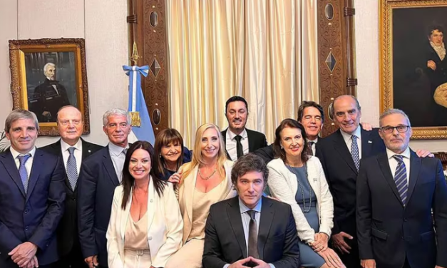 Nicolás Posse informó cuánto cobran el Presidente y los integrantes de su Gabinete