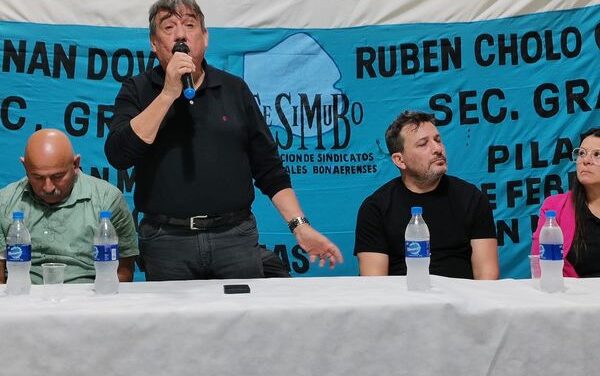 IMÁGENES de la REUNION REGIONAL en TIGRE (B.A.).