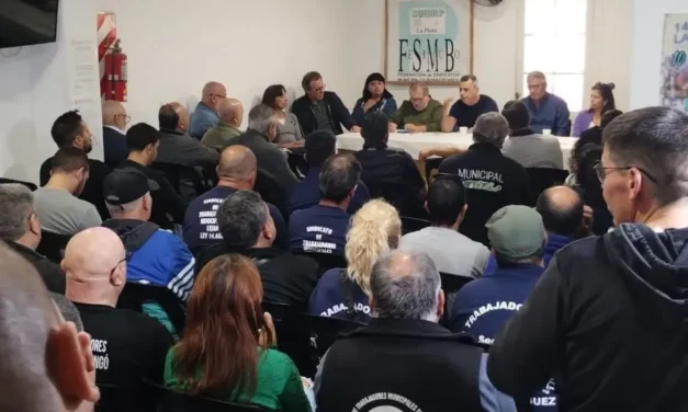 Municipales bonaerenses exigen la activación del Consejo de Empleo y denuncian maniobras de los intendentes