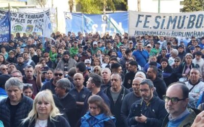 Precarización laboral en los municipios bonaerenses: alertan por el impacto del monotributo en el IPS y el IOMA