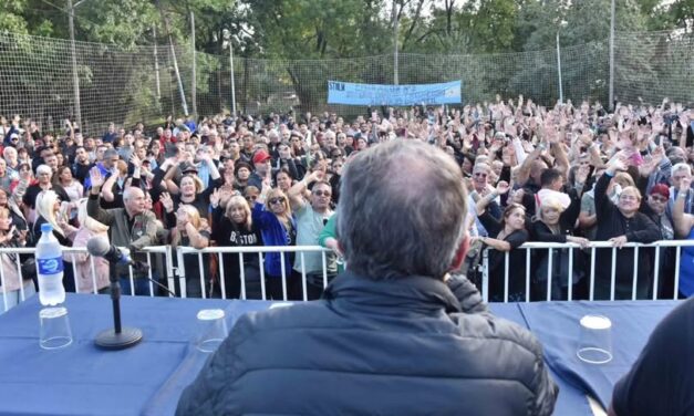Masivo Triunfo de La Agrupación 27 de Abril y La Agrupación Almafuerte.