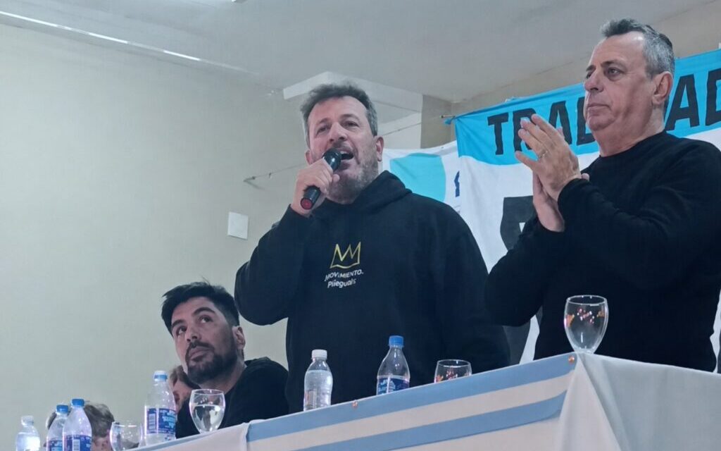 Municipales bonaerenses lanzan regional con fuertes críticas a la privatización de servicios y a los intendentes