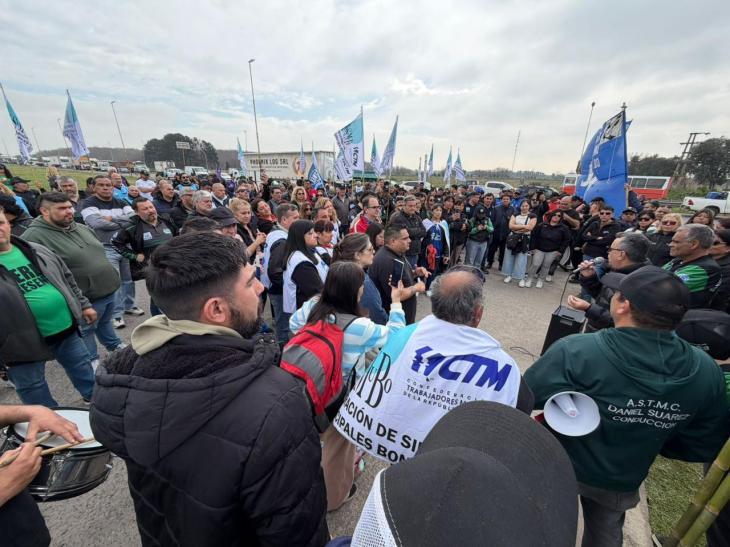 FeSiMuBo comenzó un plan de lucha con cortes en las rutas 6 y 205
