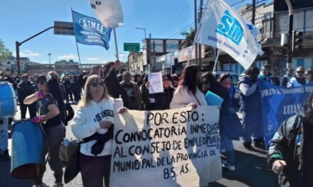FESIMUBO volvió a manifestarse en Ituzaingó: corte en Avenida Rivadavia