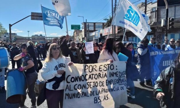 FESIMUBO volvió a manifestarse en Ituzaingó: corte en Avenida Rivadavia