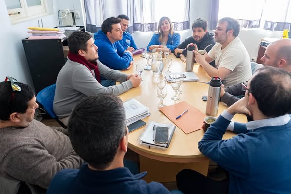 STMA: CONTINÚA LA NEGOCIACIÓN COLECTIVA, ACUERDO SALARIAL PARA SEPTIEMBRE Y DISCUSIÓN ABIERTA.
