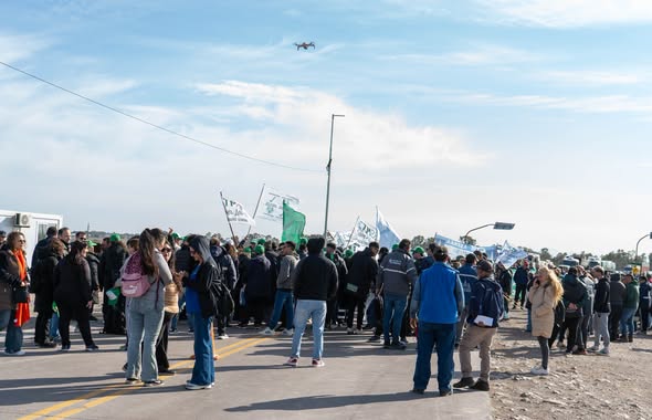 PLAN DE LUCHA EN BAHÍA BLANCA DE LA REGIONAL SUR