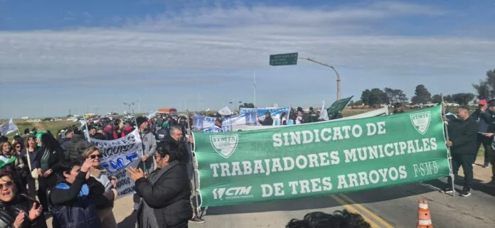 Tensión en el sudoeste bonaerense: los municipales de FeSiMuBo cortaron la Ruta 51 y bloquearon el acceso al Puerto de Bahía Blanca