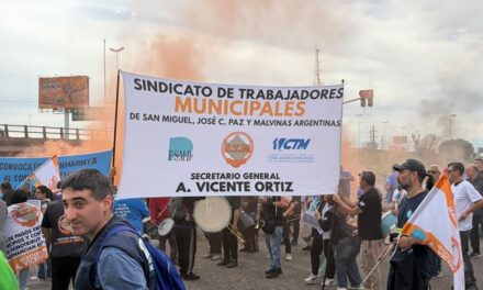 Los municipales se preparan para un conflicto prolongado